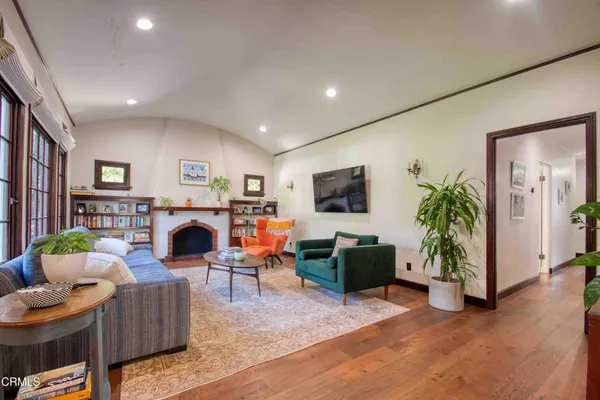 $8,500 | 1014 Stearns Drive, Los Angeles, CA 90035
