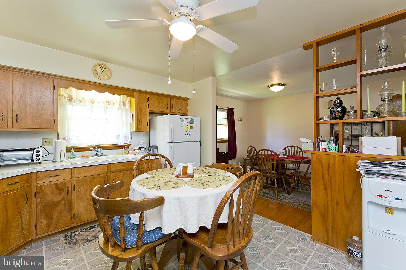 757 Redbud Road Winchester, VA 22603 - Photo 2 of 25 Kitchen