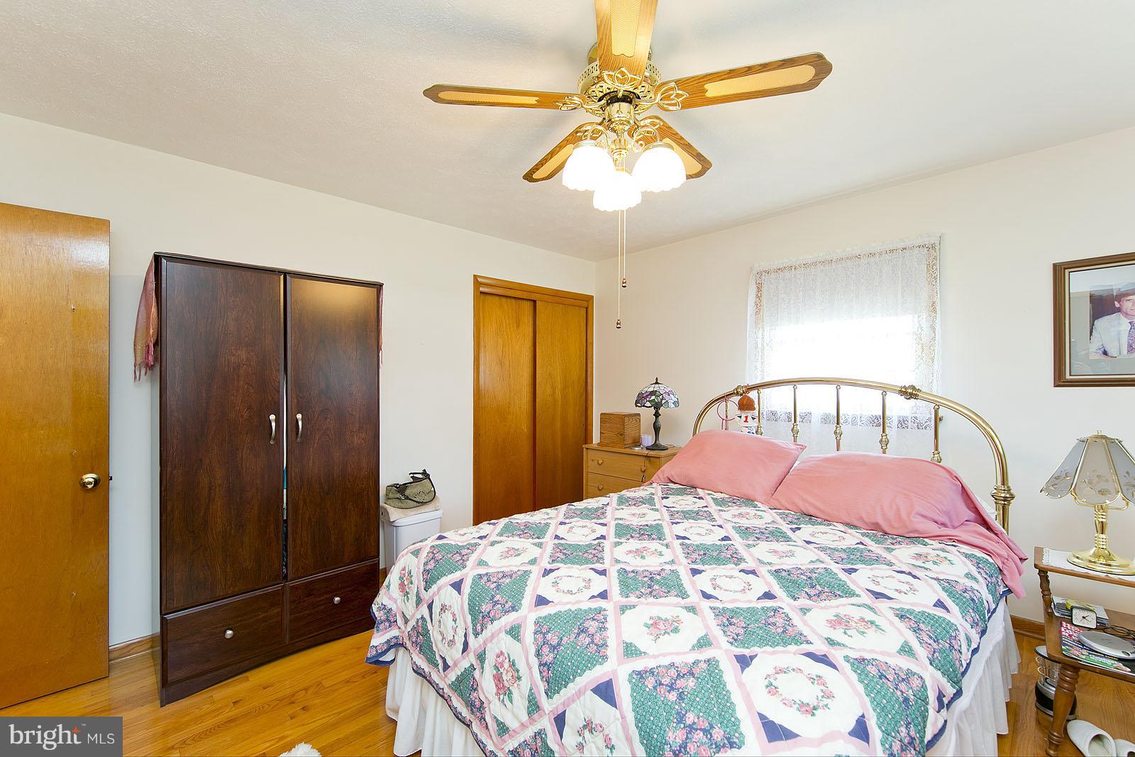 757 Redbud Road Winchester, VA 22603 - Photo 17 of 25 Bath (Master)