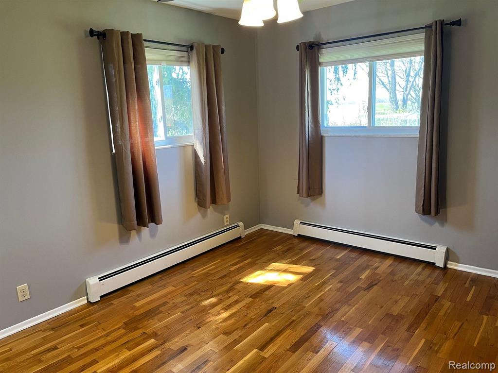 12041 West Pierson Road Flushing, MI 48433 - Photo 9 of 20