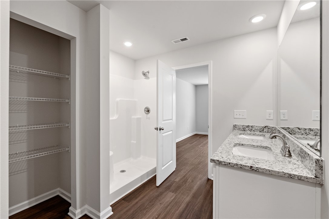 414 Kensington Circle, Unit LOT 20 Seneca, SC 29672 - Photo 15 of 30