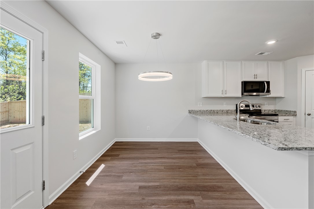 414 Kensington Circle, Unit LOT 20 Seneca, SC 29672 - Photo 9 of 30