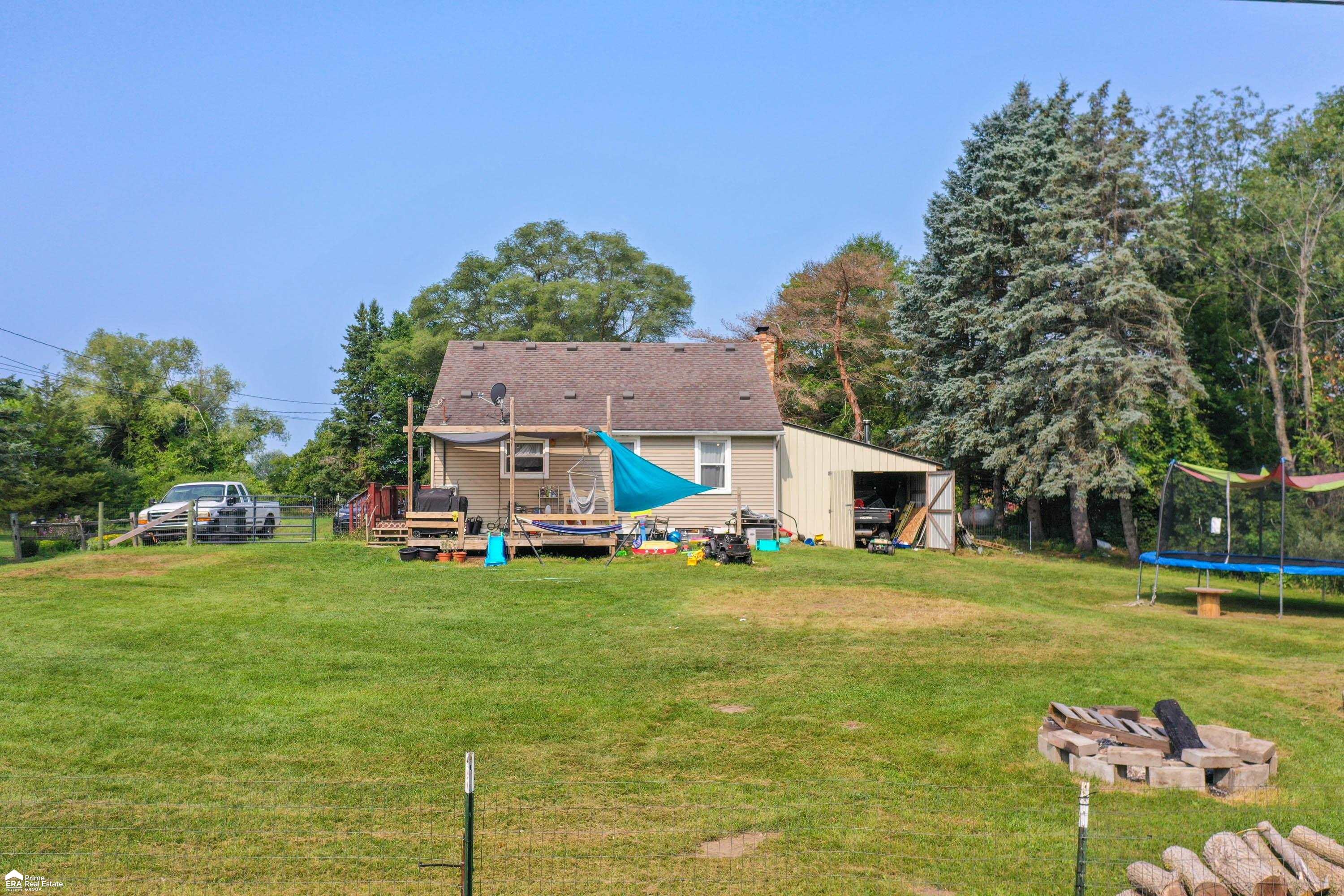 8795 Fostoria Road Fostoria, MI 48435 - Photo 37 of 42 50116597-38.JPG