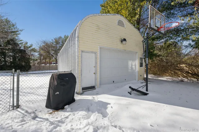 $725,000 | 77 Fairway Drive, Wading River, NY 11792