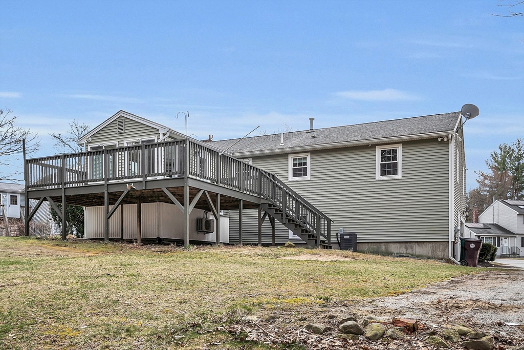29 Gagnon Road Lowell, MA 01854 - Photo 5 of 42 Gallery Image 5