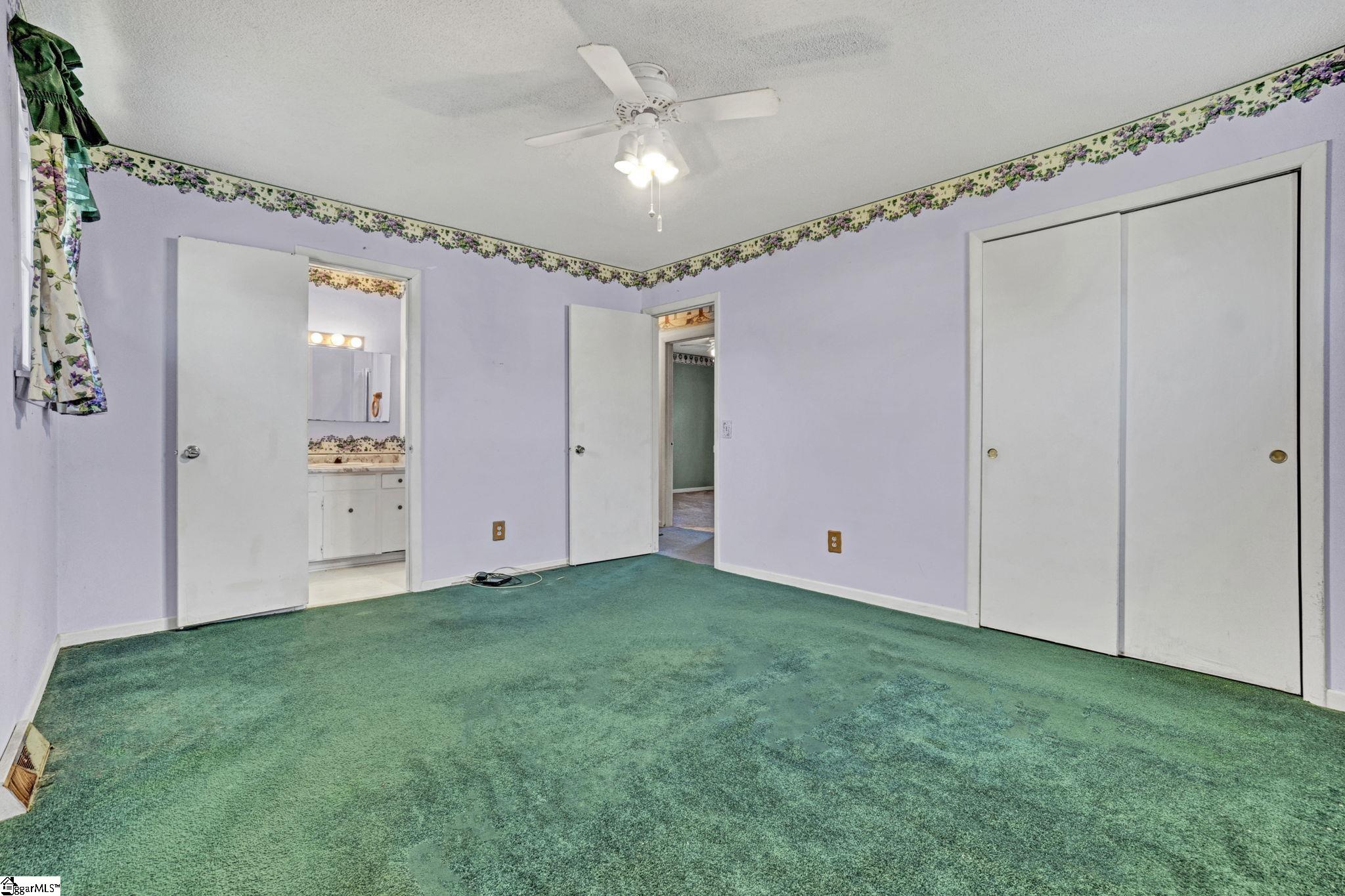 104 Blakely Avenue Laurens, SC 29360 - Photo 27 of 43