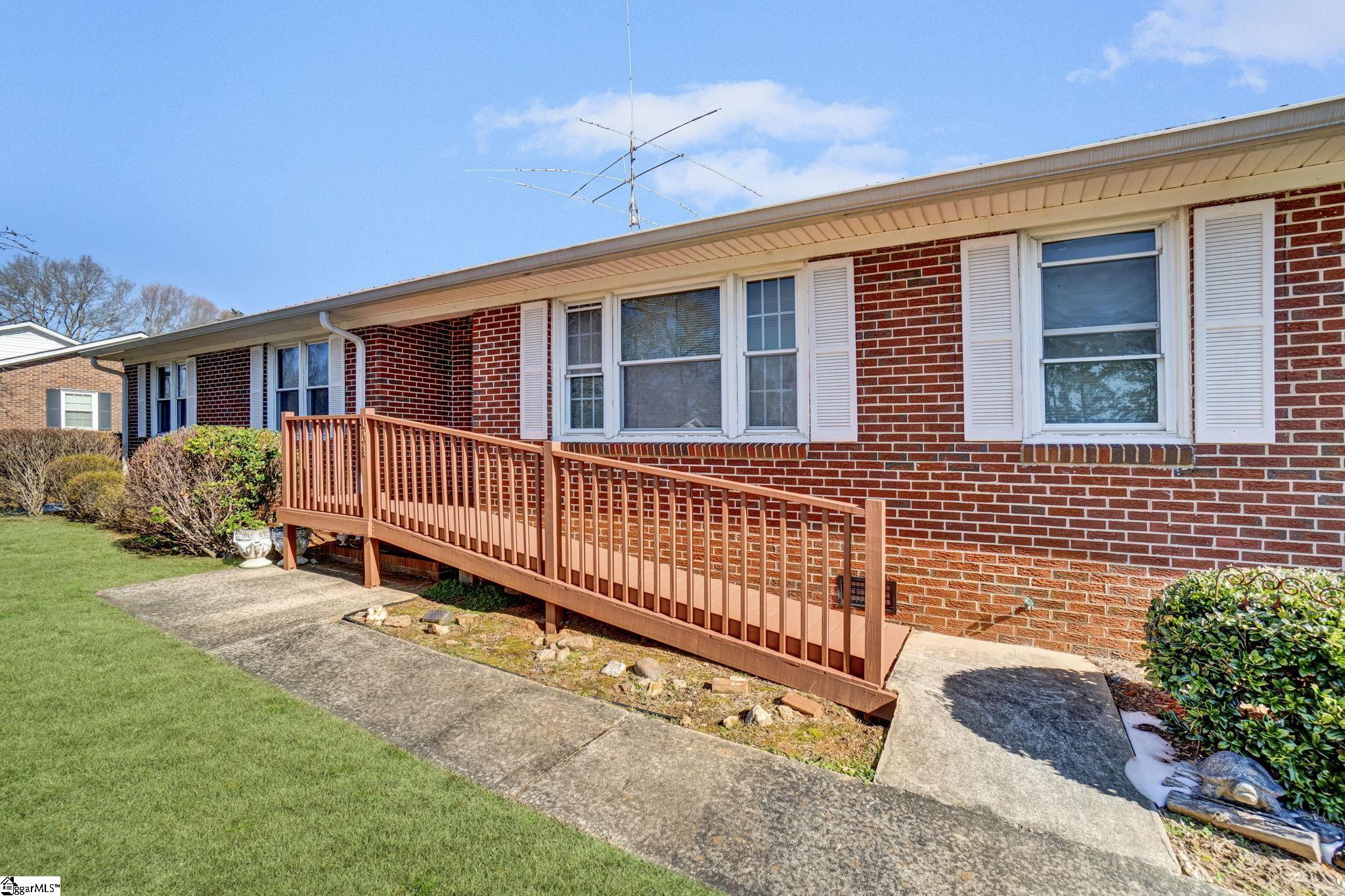 104 Blakely Avenue Laurens, SC 29360 - Photo 43 of 43