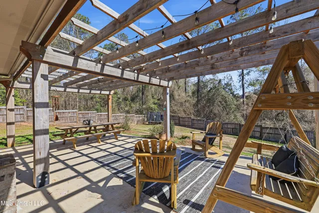 $388,000 | 112 Laurelwood Trail, Mendenhall, MS 39114