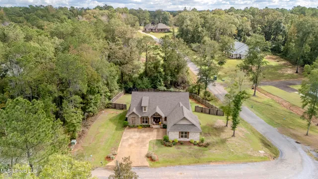$388,000 | 112 Laurelwood Trail, Mendenhall, MS 39114