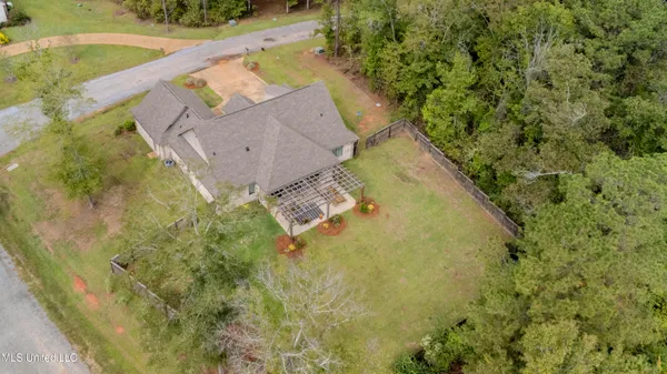 $386,000 | 112 Laurelwood Trail, Mendenhall, MS 39114