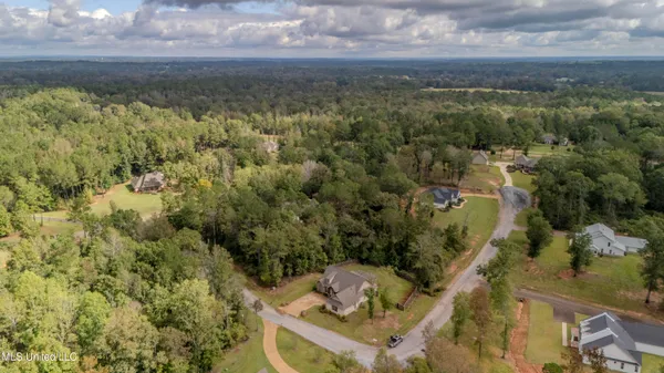 $386,000 | 112 Laurelwood Trail, Mendenhall, MS 39114