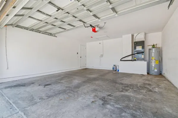 $350,000 | 11416 Crestlake Village Drive, Riverview, FL 33569