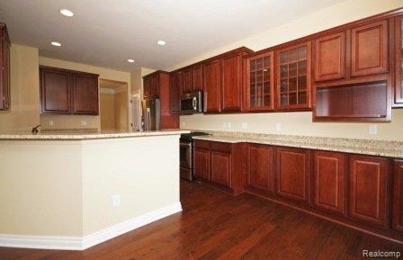 2388 Barkhill Road Canton, MI 48188 - Photo 4 of 22 Ex. Taylor07.JPG