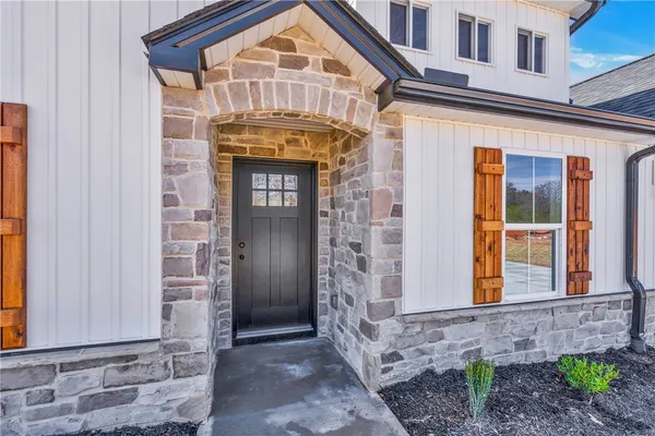 $399,900 | 2812 Smith McGee Road, Iva, SC 29655