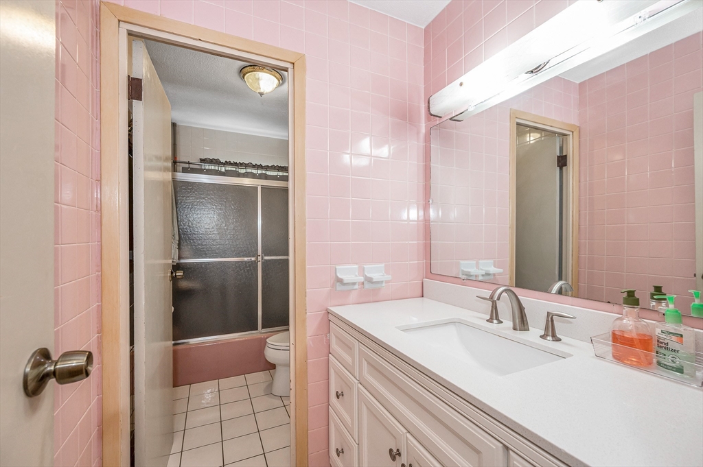 25 Arlene Road Lowell, MA 01851 - Photo 11 of 33 Gallery Image 11
