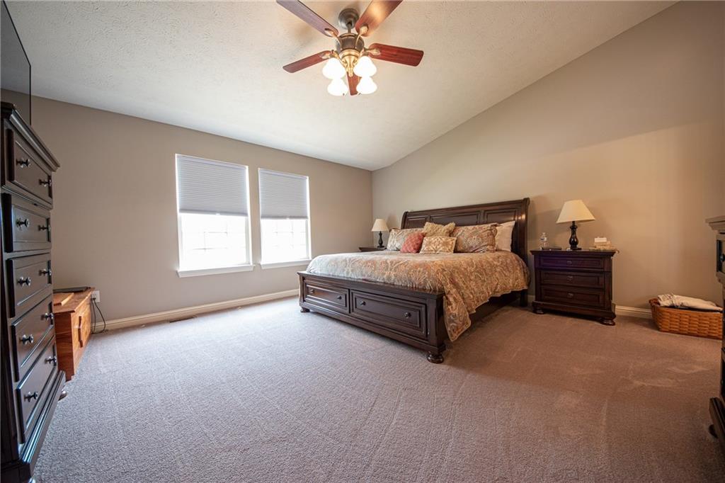 6085 Prairie Stream Way Columbus, IN 47203 - Photo 22 of 41 Gallery Image 22