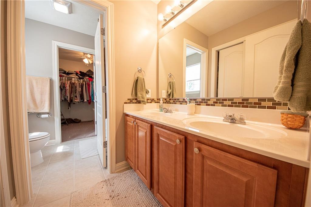 6085 Prairie Stream Way Columbus, IN 47203 - Photo 23 of 41 Gallery Image 23