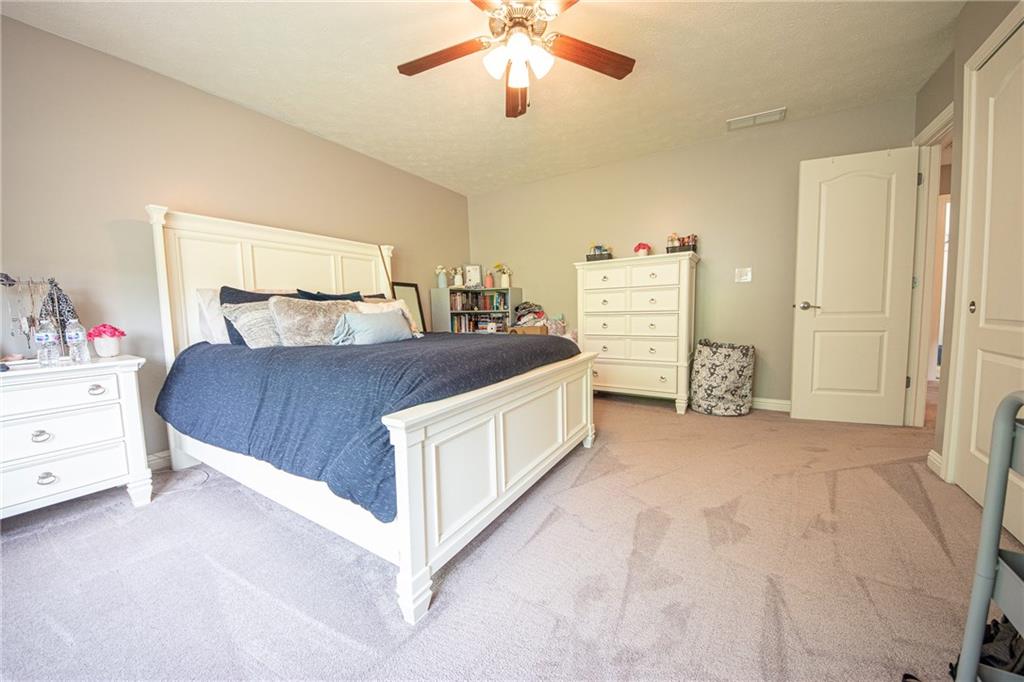 6085 Prairie Stream Way Columbus, IN 47203 - Photo 25 of 41 Gallery Image 25