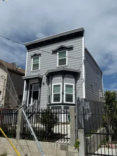 $649,000 | 1130 East 11th Street, Oakland, CA 94606