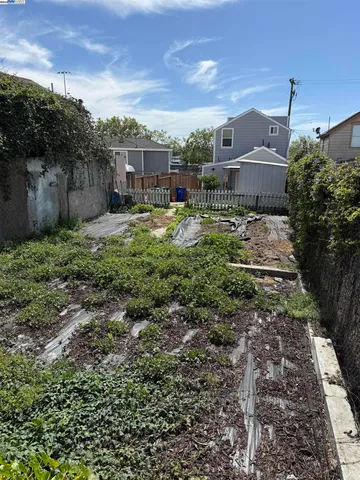 $649,000 | 1130 East 11th Street, Oakland, CA 94606