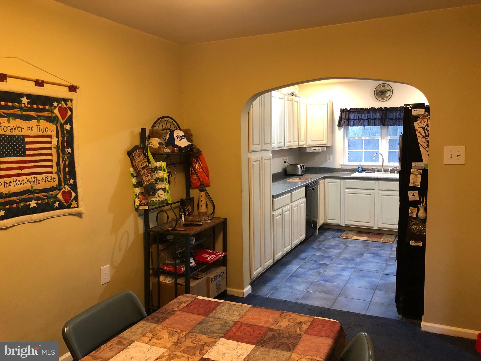 2121 Cullum Drive Reading, PA 19601 - Photo 5 of 15 Dining Room