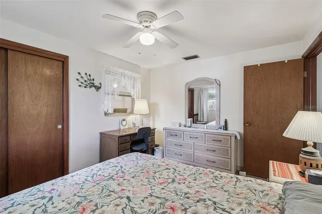 $159,900 | 5854 9th Street, Zephyrhills, FL 33542