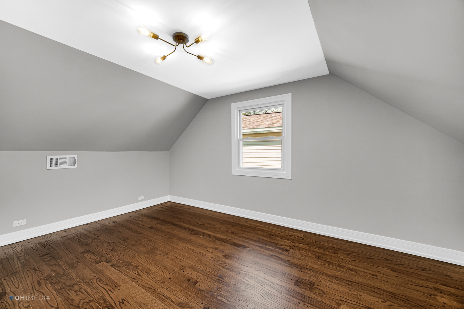 2141 Downey Road Homewood, IL 60430 - Photo 18 of 31 wooden floor in an empty room with a window