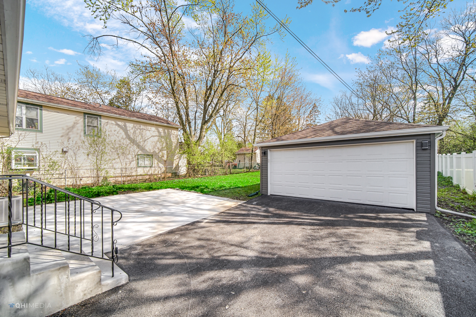 2141 Downey Road Homewood, IL 60430 - Photo 29 of 31 a view of a house with a yard