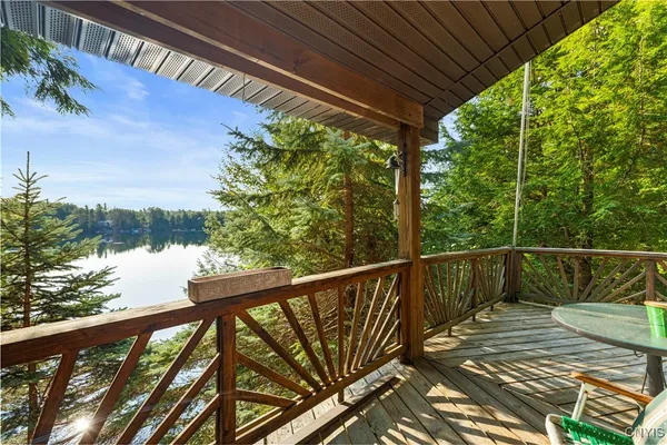 $690,000 | 8119 Capron Road, Woodgate, NY 13494