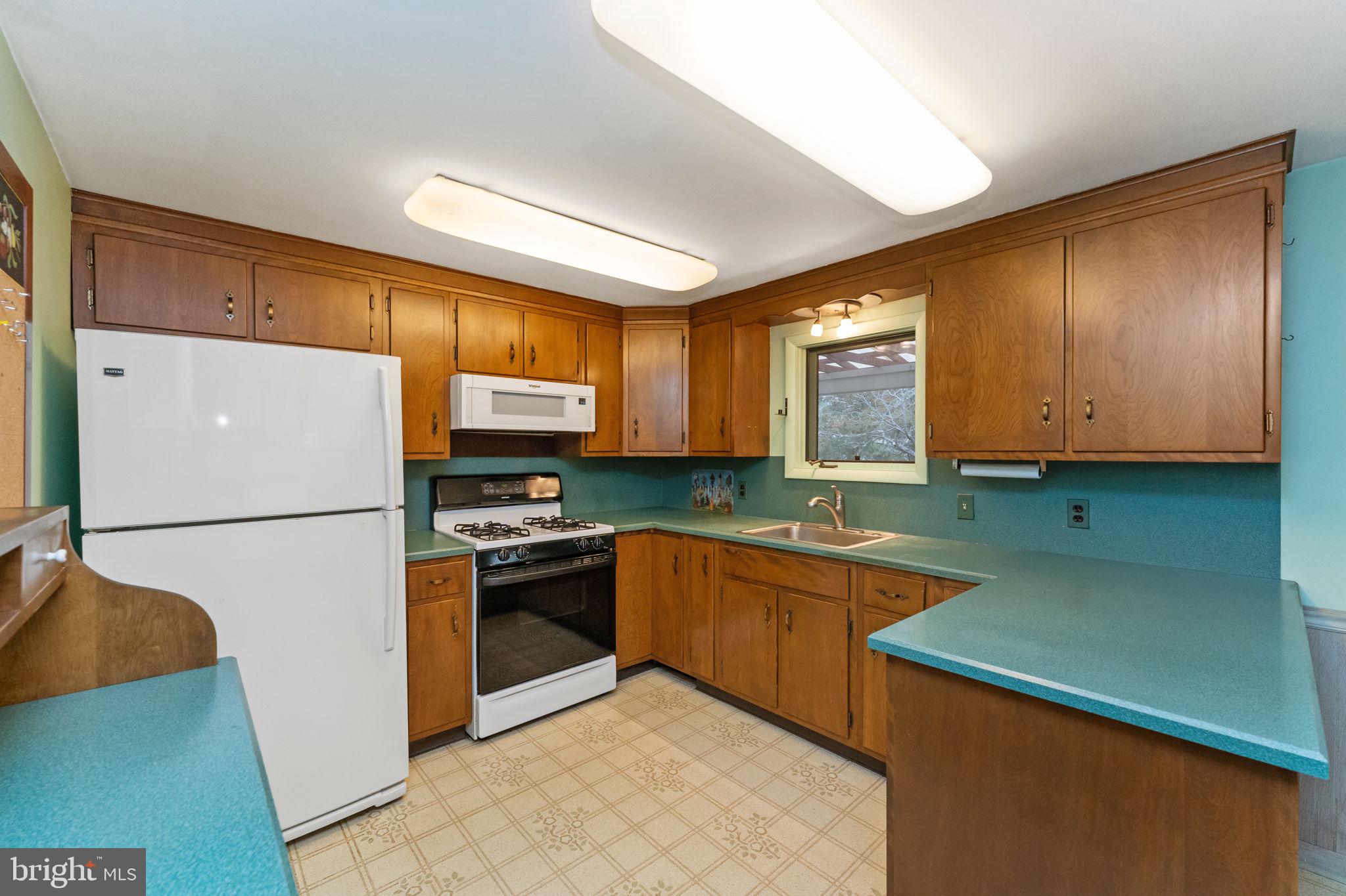 265 Hill Road Green Lane, PA 18054 - Photo 16 of 36