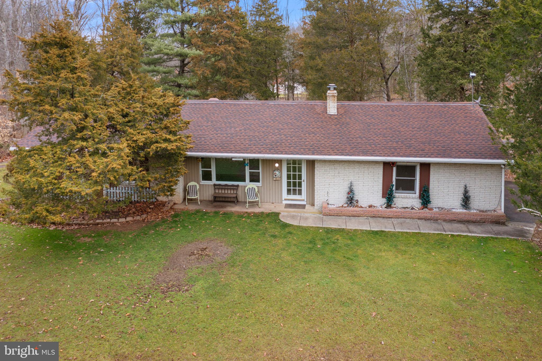 265 Hill Road Green Lane, PA 18054 - Photo 8 of 36