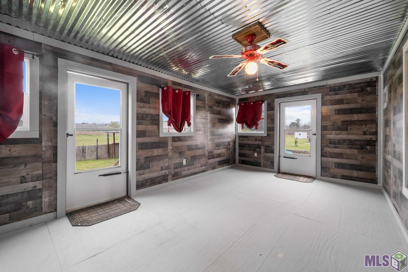 38869 Reinninger Road Denham Springs, LA 70706 - Photo 13 of 18