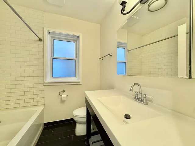 $750,000 | 6228 North Artesian Avenue, Chicago, IL 60659