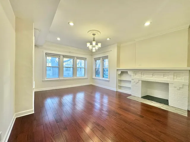 $750,000 | 6228 North Artesian Avenue, Chicago, IL 60659