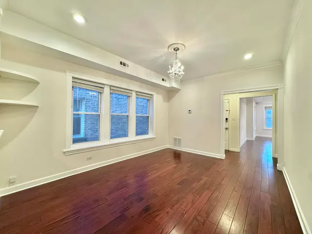 $750,000 | 6228 North Artesian Avenue, Chicago, IL 60659