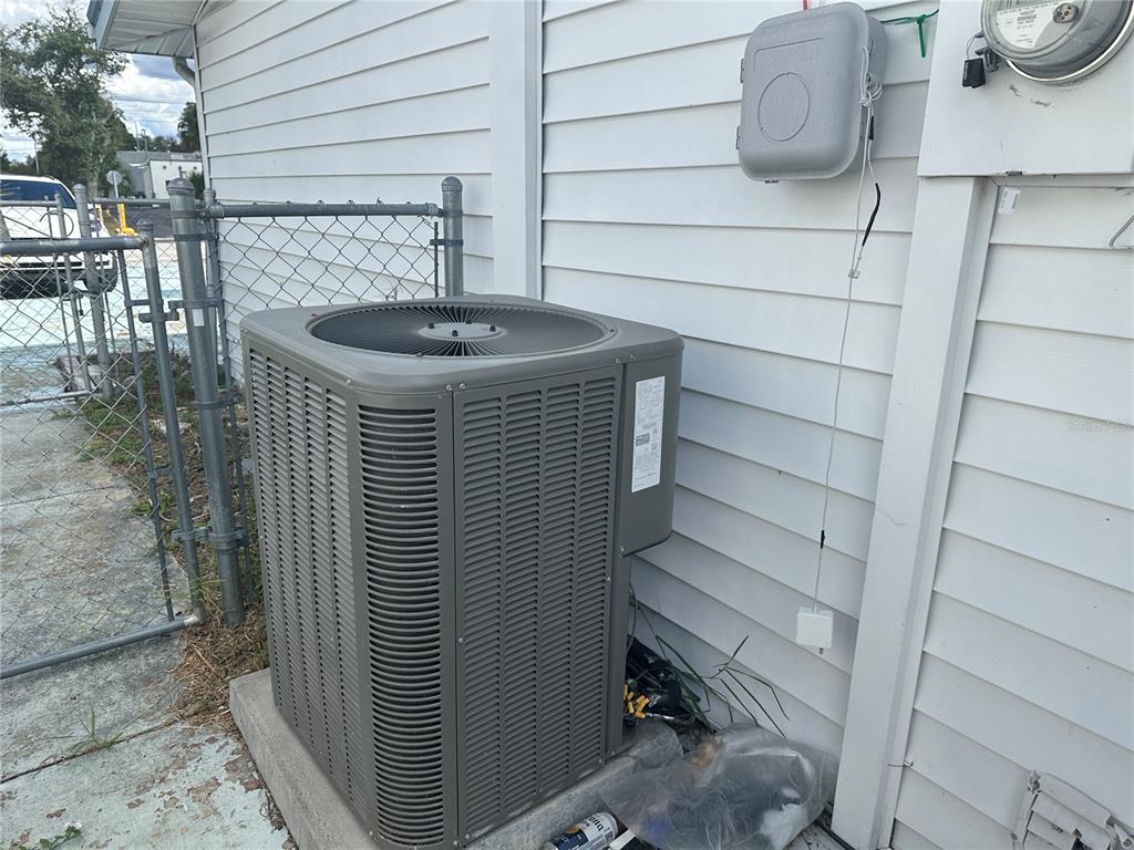 9741 Scenic Drive Port Richey, FL 34668 - Photo 16 of 17 a bathroom with a sink and toilet