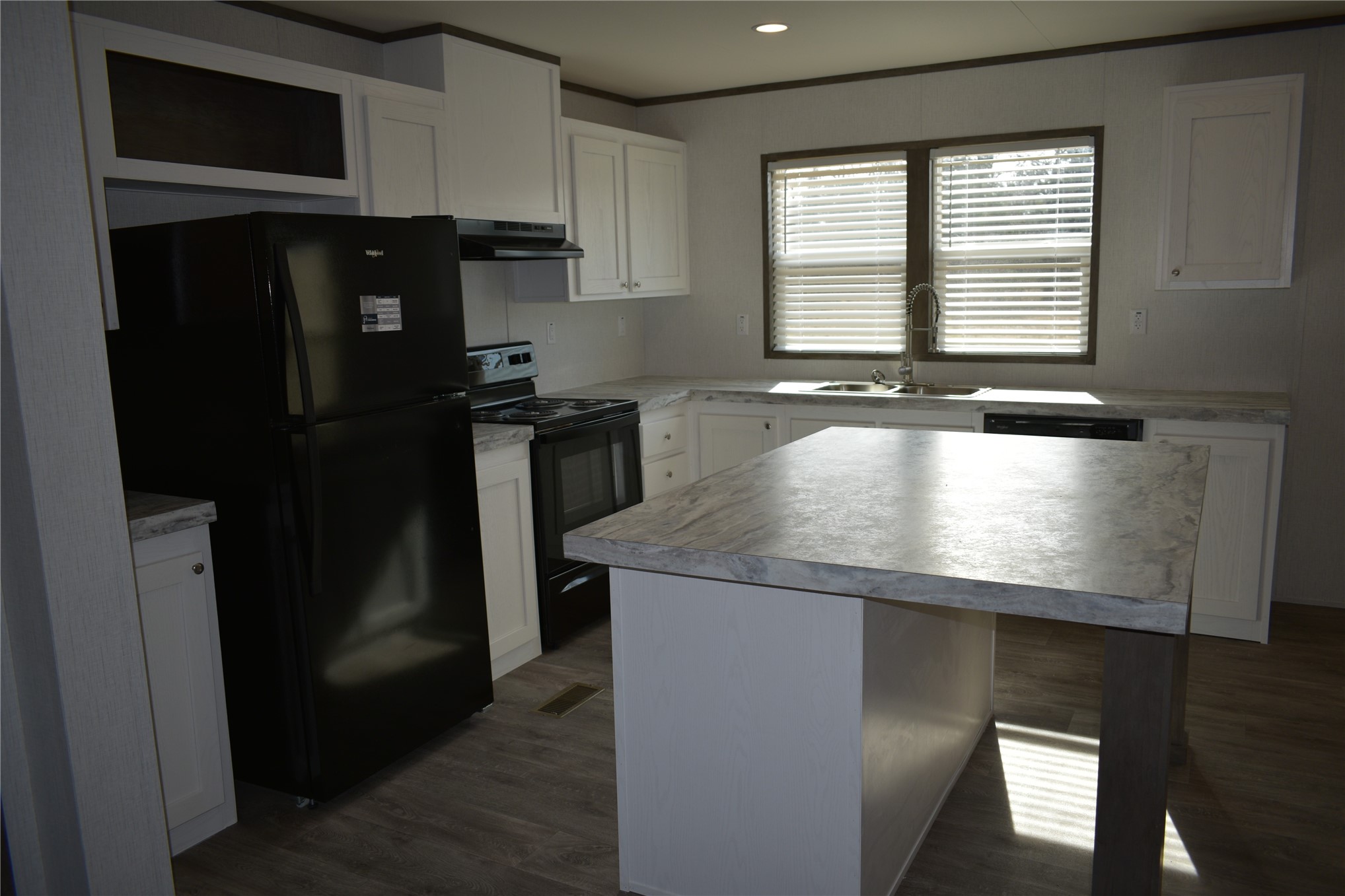 532 North 4360 Road Fort Towson, OK 74735 - Photo 5 of 18 Gallery Image 5