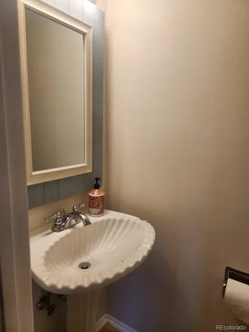 $2,290 | 9255 East Lehigh Avenue, Unit 194, Denver, CO 80237