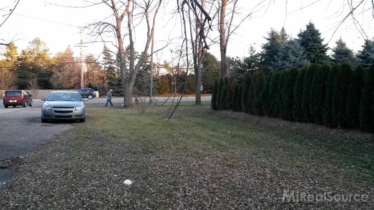3431 Crooks Road Troy, MI 48084 - Photo 24 of 24 31224269-23.JPG