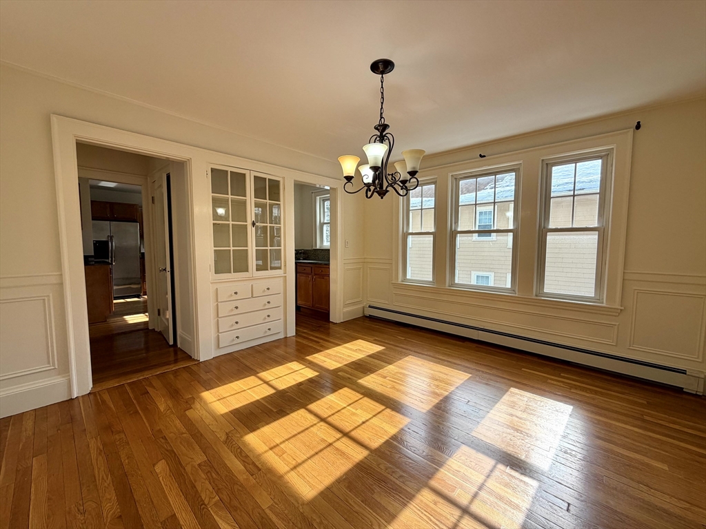 31 Oakley Road, Unit 1 Watertown, MA 02472 - Photo 11 of 37