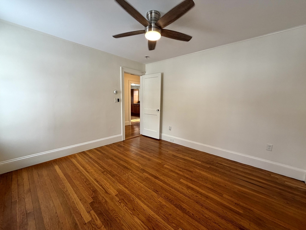 31 Oakley Road, Unit 1 Watertown, MA 02472 - Photo 24 of 37