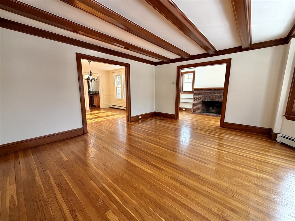 31 Oakley Road, Unit 1 Watertown, MA 02472 - Photo 5 of 37