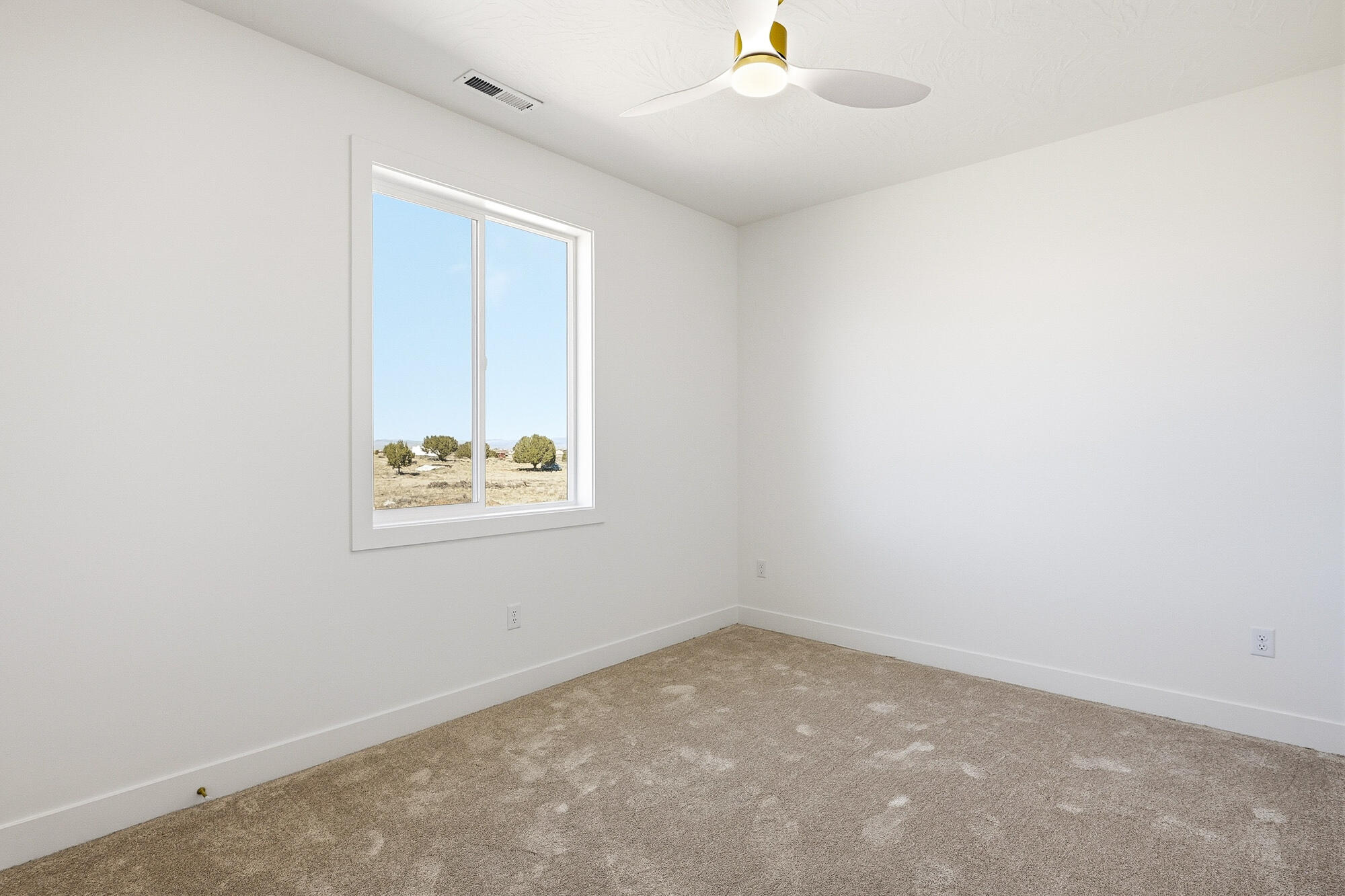 4192 West Midvalley Road Cedar City, UT 84721 - Photo 35 of 59 4192 W Midvalley Updates-39
