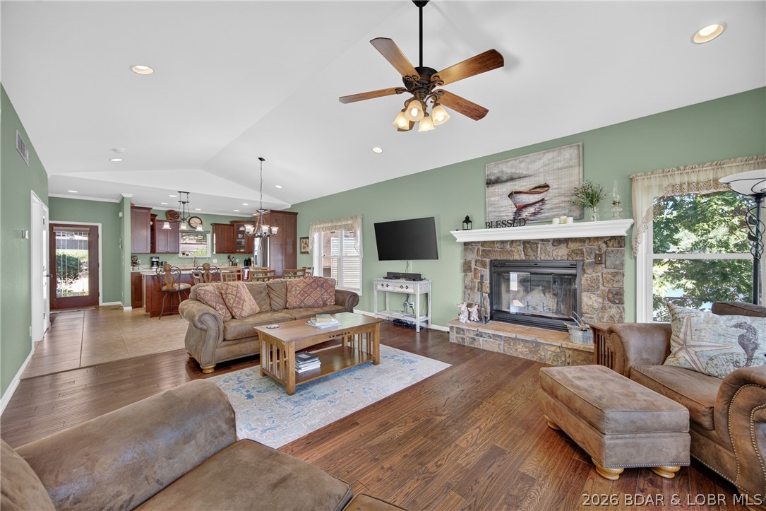 667 Erdmann Road Camdenton, MO 65020 - Photo 7 of 53