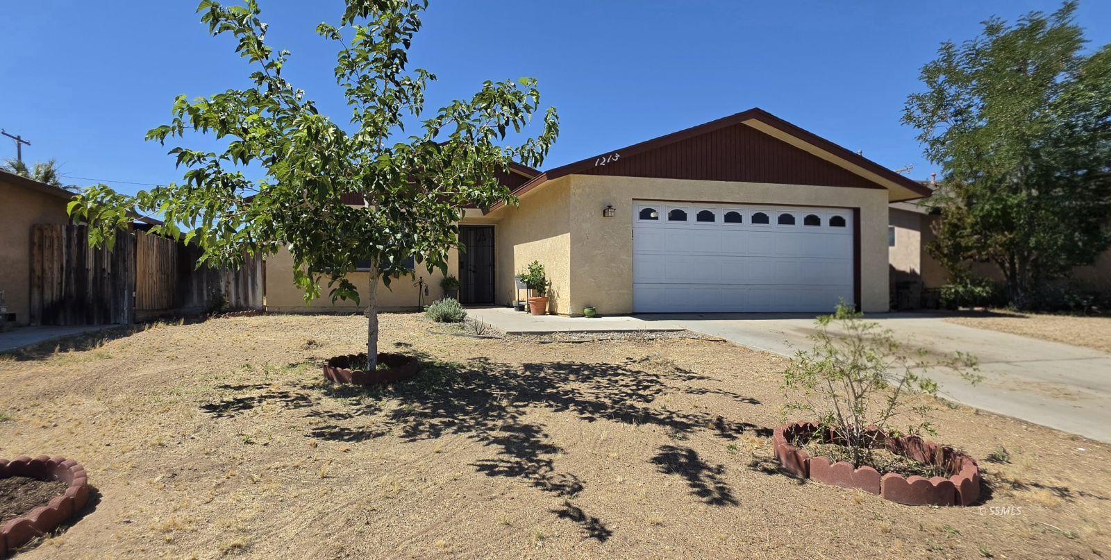 1213 West Willow Avenue Ridgecrest, CA 93555 - Photo 1 of 25 Gallery Image 1