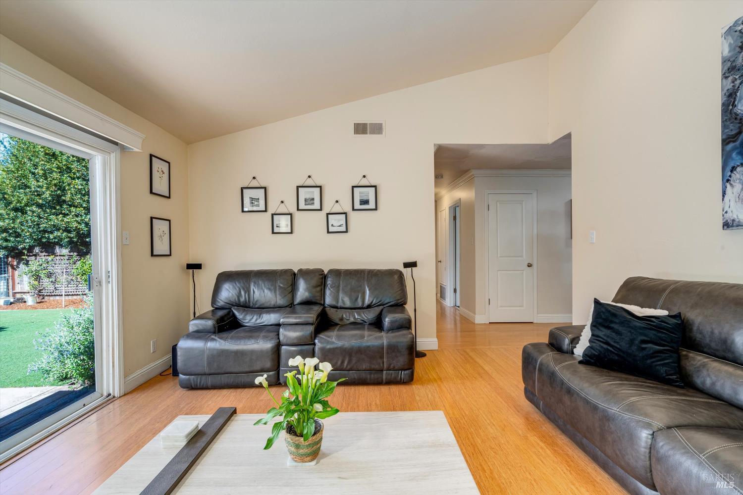 4423 Dove Court Napa, CA 94558 - Photo 25 of 37