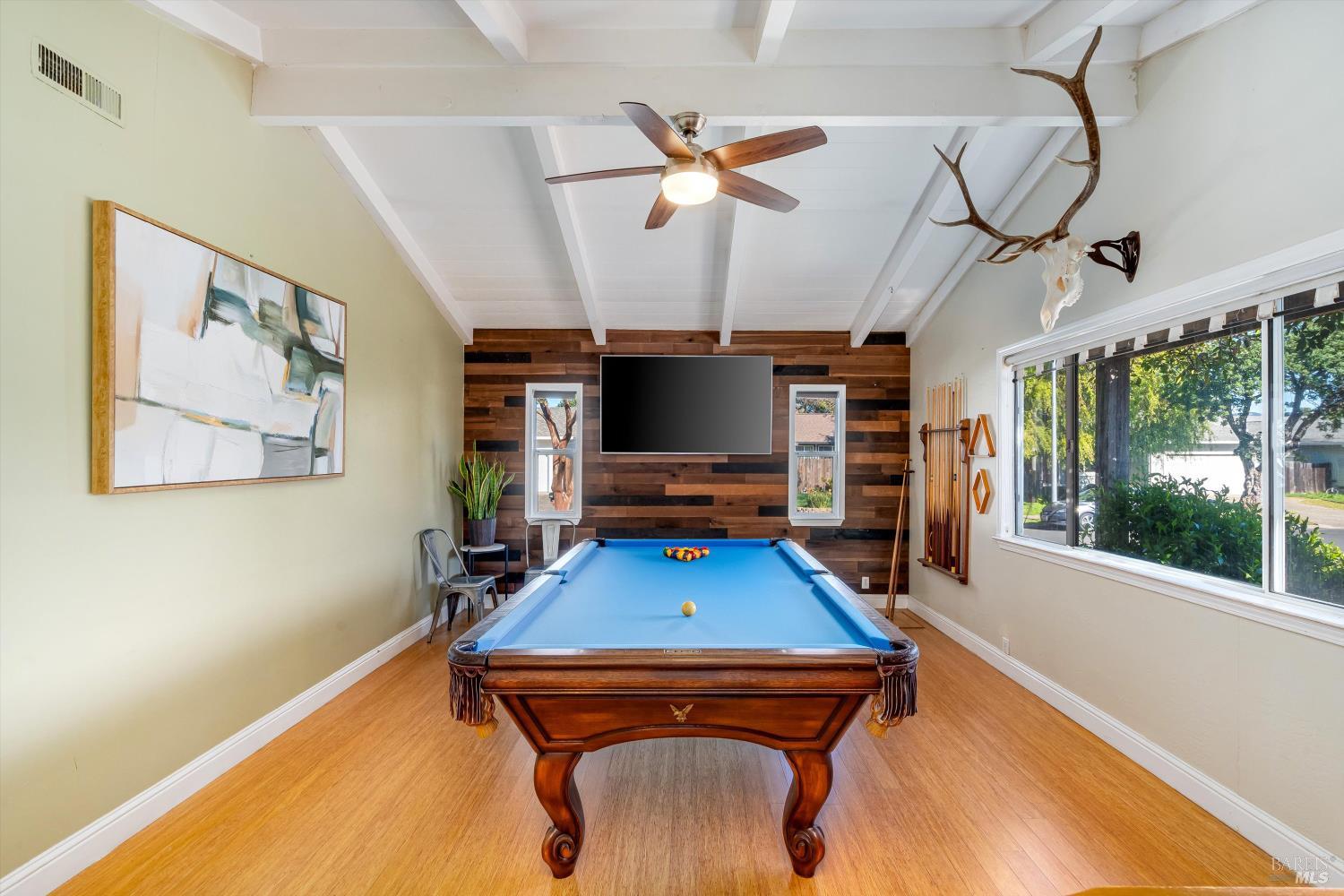 4423 Dove Court Napa, CA 94558 - Photo 9 of 37