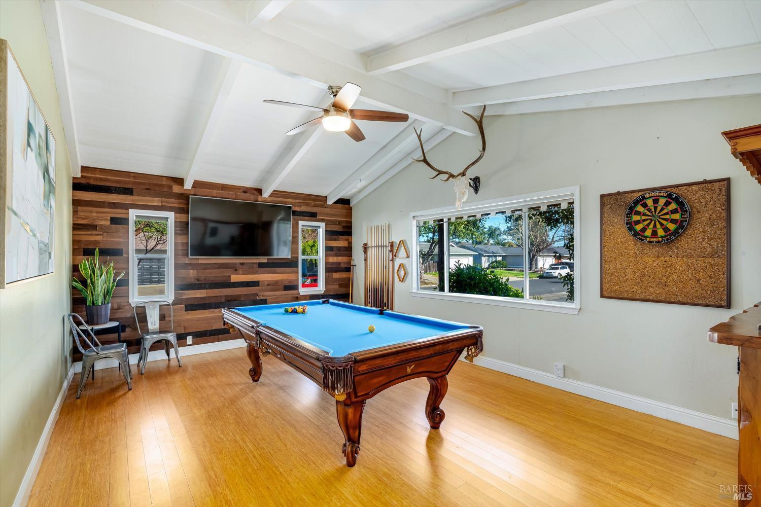 4423 Dove Court Napa, CA 94558 - Photo 10 of 37