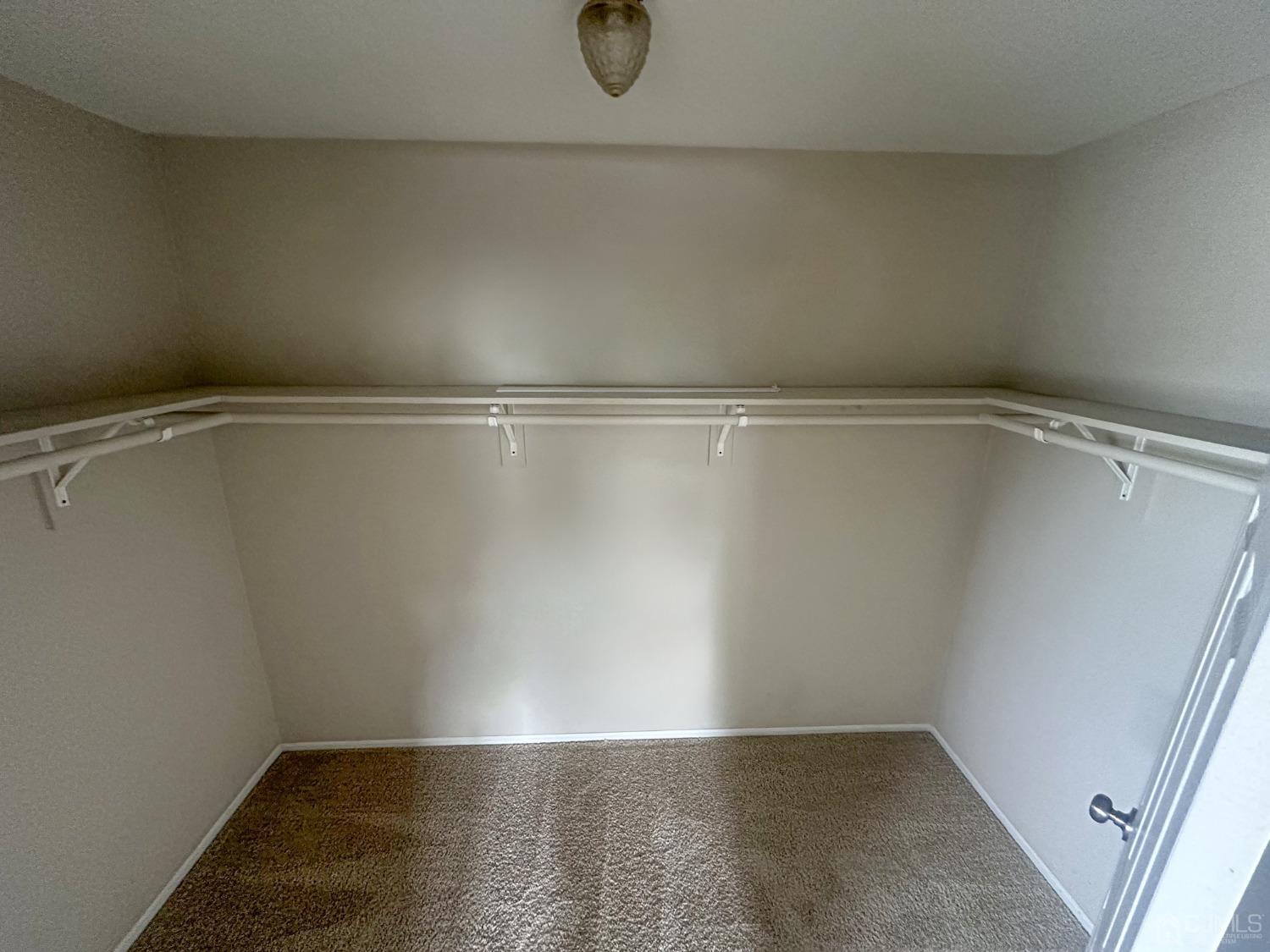 446 Old Post Road Edison, NJ 08817 - Photo 14 of 22