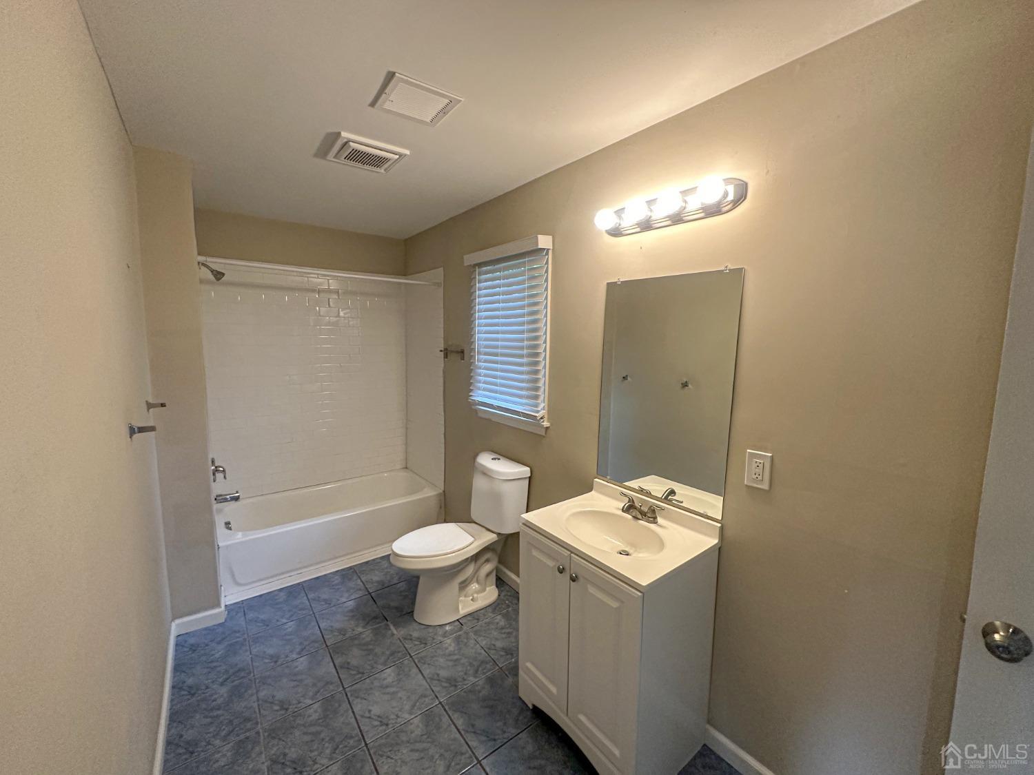 446 Old Post Road Edison, NJ 08817 - Photo 22 of 22